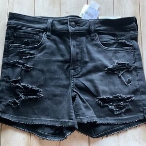 NWT. WOmen’s American Eagle, MIDI, Distressed Jean shorts, Black, Size 10.